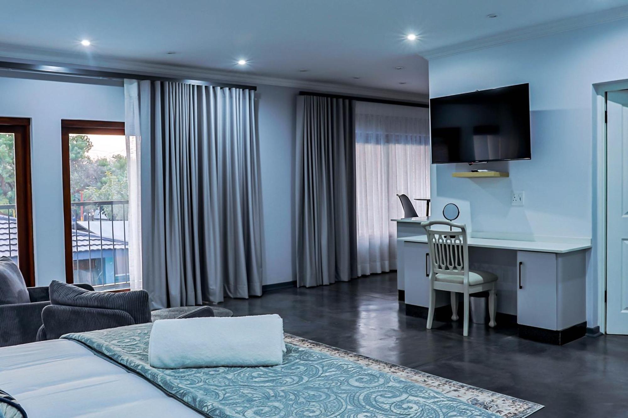 Siesta Manor Guesthouse Mokopane Luaran gambar